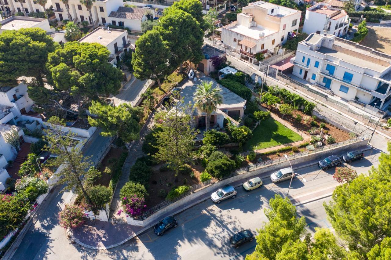 Villa Faro A Pochi Passi Dalla Spiaggia ซานวิโต โลคาโป ภายนอก รูปภาพ