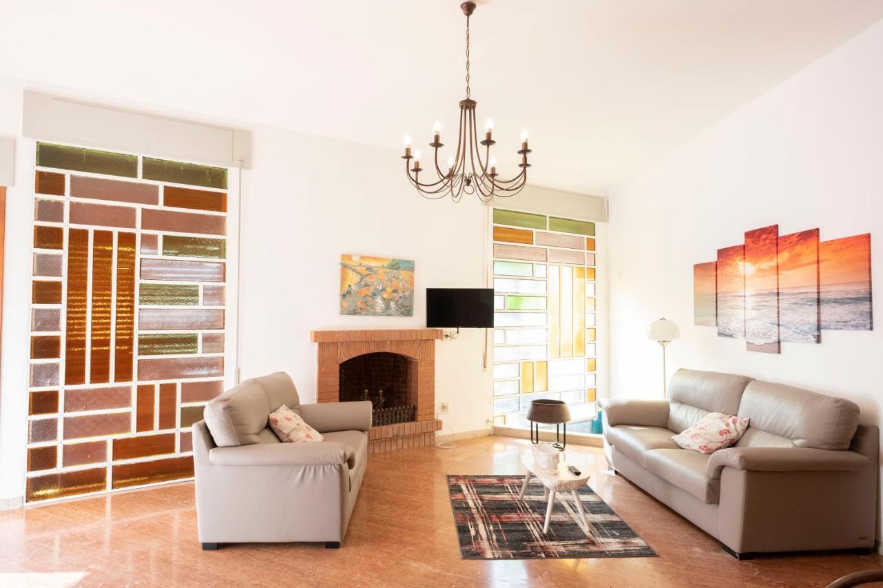 Villa Faro A Pochi Passi Dalla Spiaggia ซานวิโต โลคาโป ภายนอก รูปภาพ
