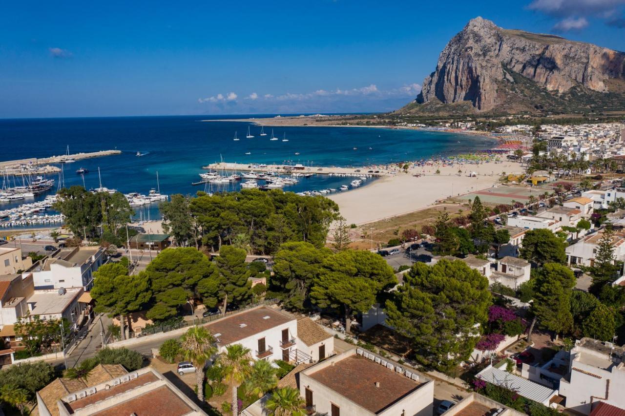 Villa Faro A Pochi Passi Dalla Spiaggia ซานวิโต โลคาโป ภายนอก รูปภาพ